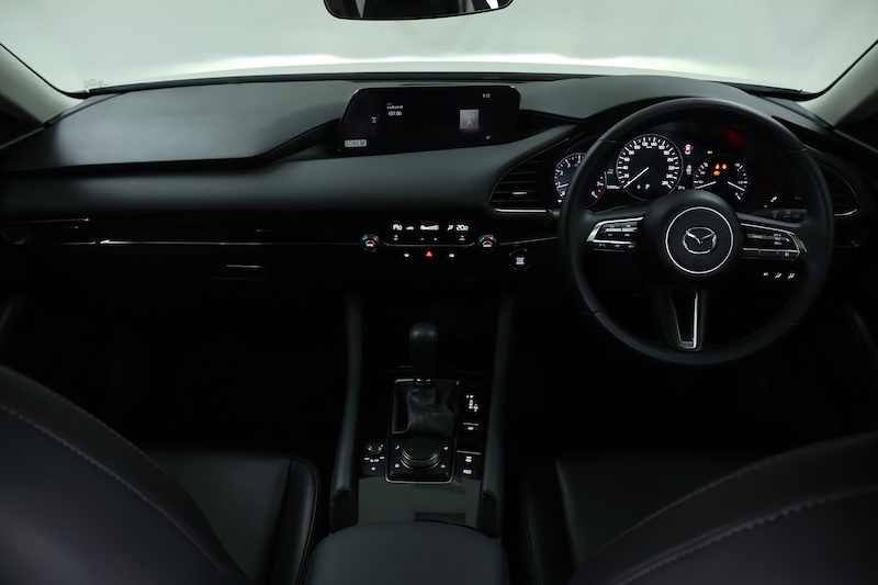 MAZDA 3.2 0S SKYACTIV (4Dr) 