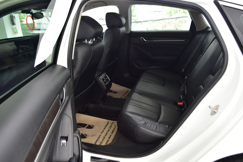 HONDA ACCORD 1.5 TURBO EL