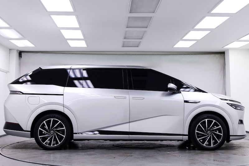 X PENG X9 LUXURY