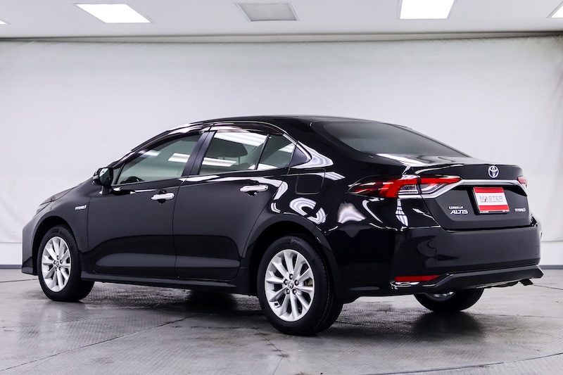 TOYOTA ALTIS Corolla1.8 Hv Smart 