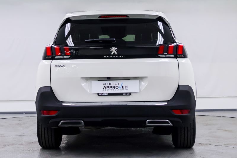 PEUGEOT 5008 ACTIVE