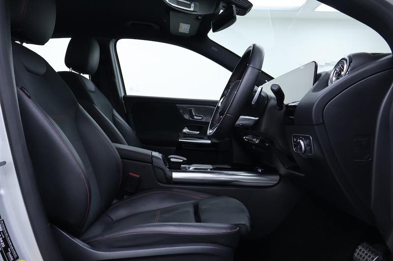 BENZ GLA200 AMG-W247 2021