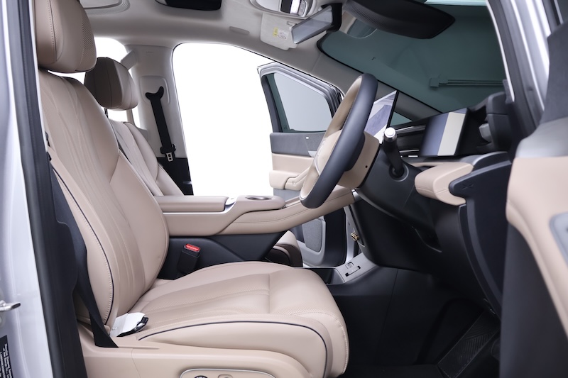 X PENG X9 LUXURY