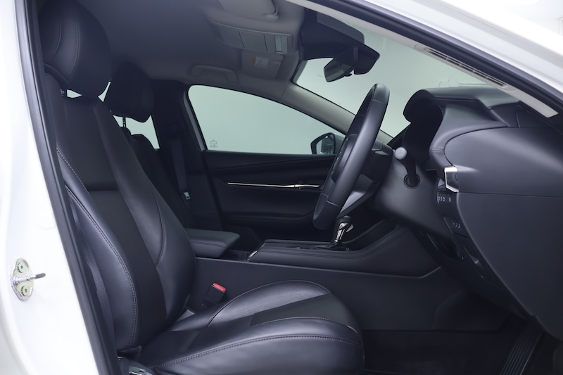 MAZDA 3.2 0S SKYACTIV (4Dr) 