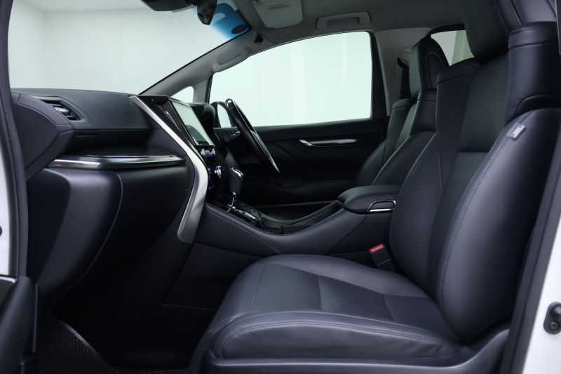 TOYOTA ALPLHARD 2.5 SC Package 