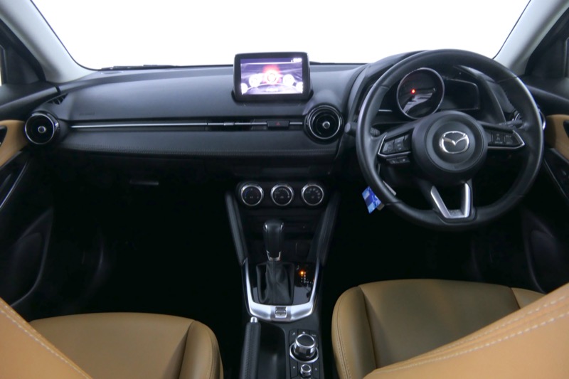 Mazda 2 1.3Hight Connect 