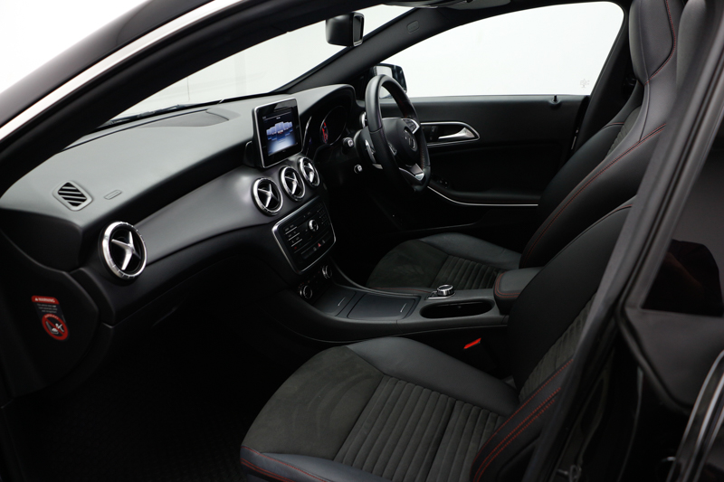 CLA250 AMG (W117)