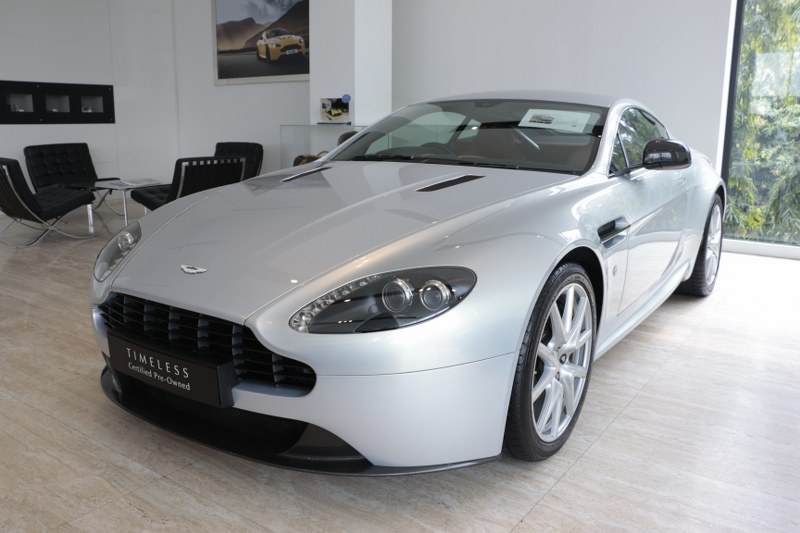 2015 Aston Martin V8 Vantage