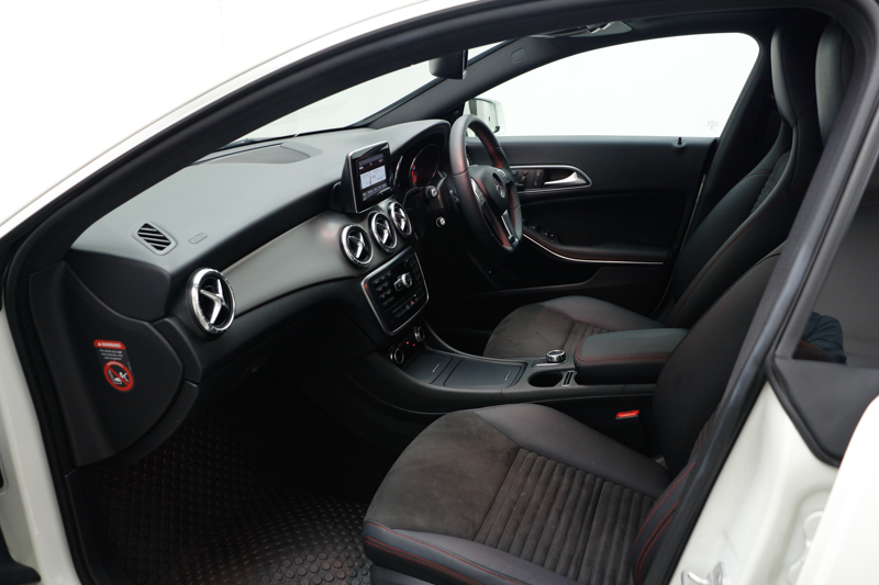 CLA250 AMG (W117)