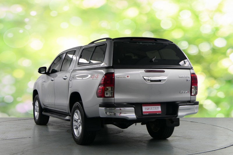 TOYOTA REVO D-CAB 2.8 G AT 4WD 