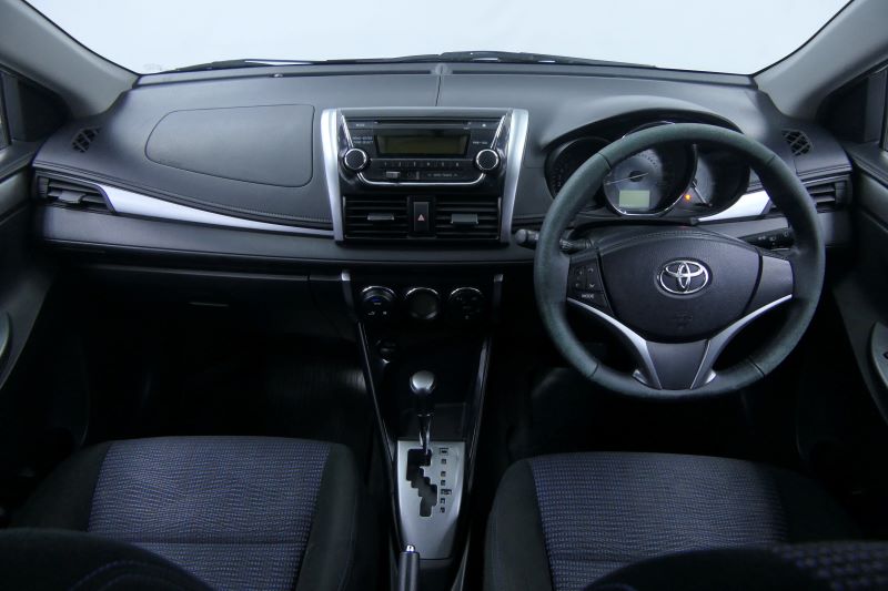 TOYOTA VIOS 1.5 G AT