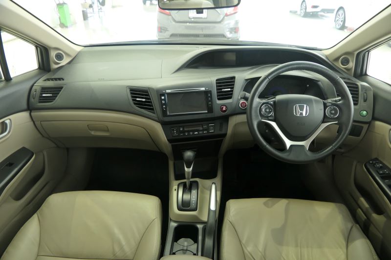 HONDA CIVIC 1.8 ES  SPORT