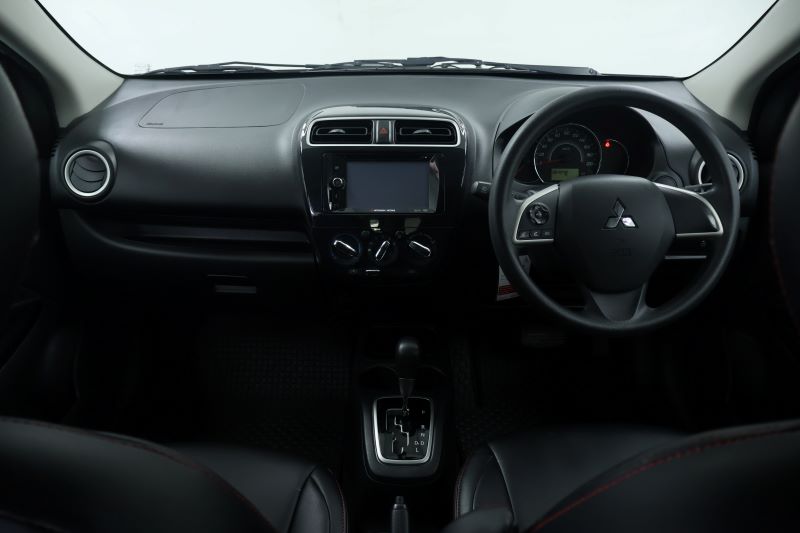 MITSUBISHI MIRAGE1.2 GLX 