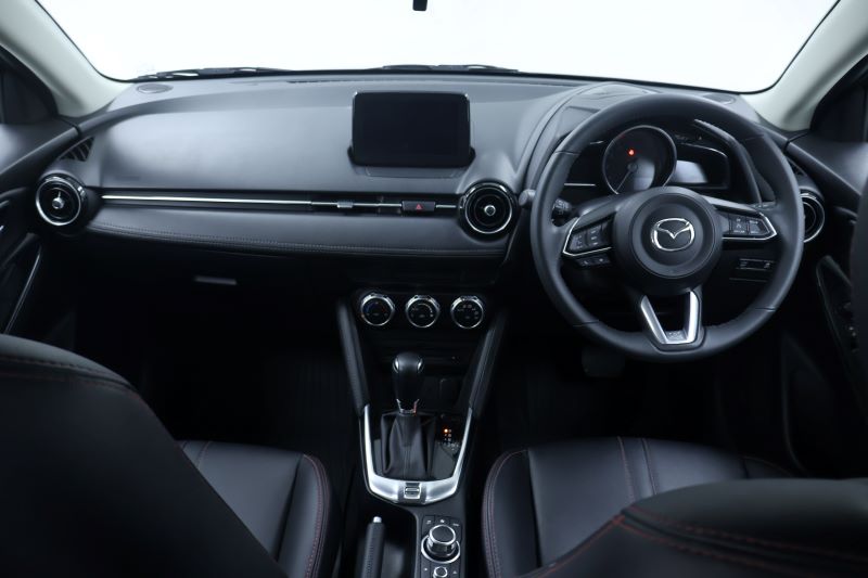 MAZDA 2 1.3 High Connect