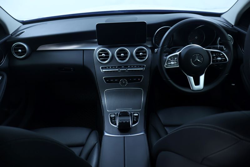 BENZ C220d Avantgarde - W205