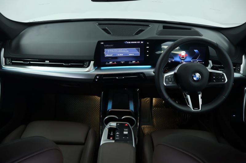 BMW X1 20i sDrive M Sport-U11