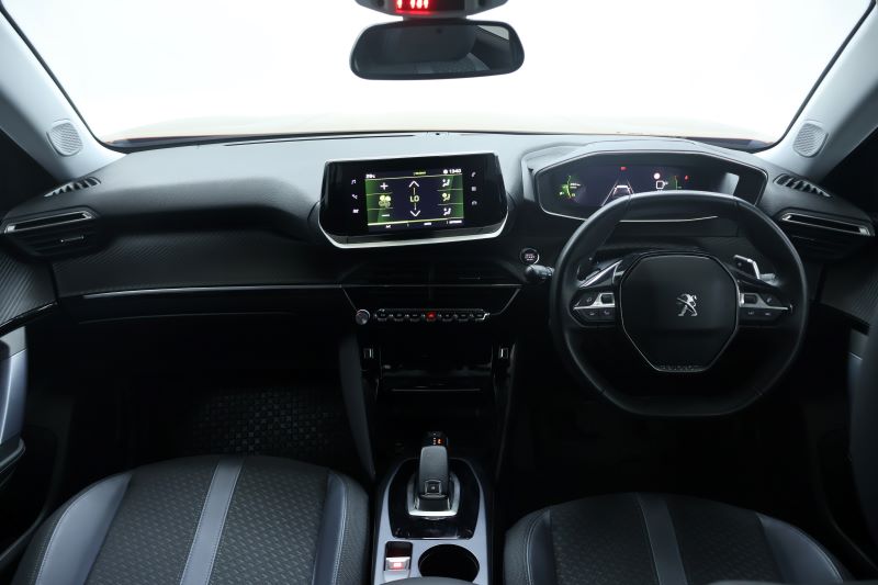PEUGEOT 2008 ALLURE 