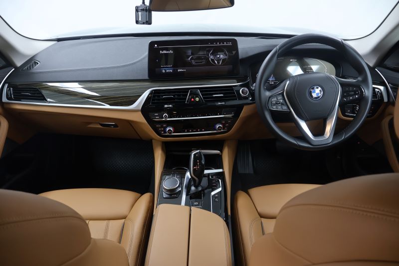 BMW 530e Luxury LCI-G30 