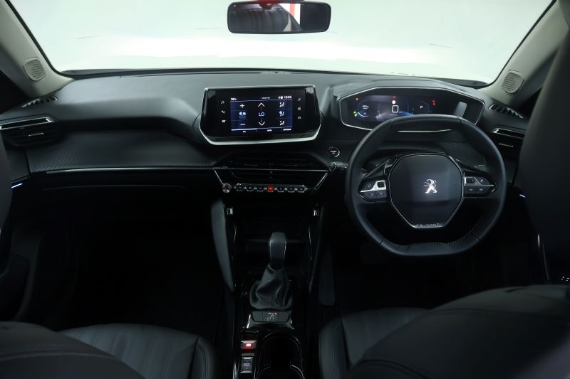 PEUGEOT 2008 ALLURE