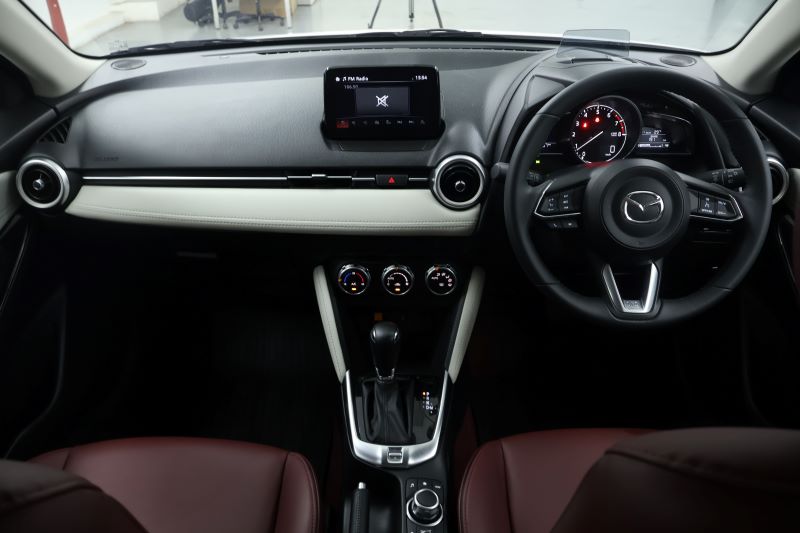 MAZDA 2 SKY ACTIV 