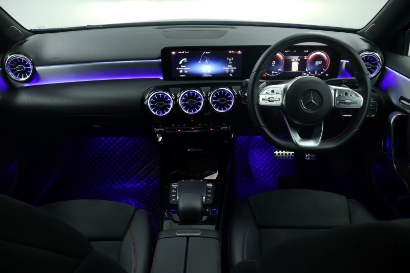 BENZ A200 AMG DYNAMIC - W177