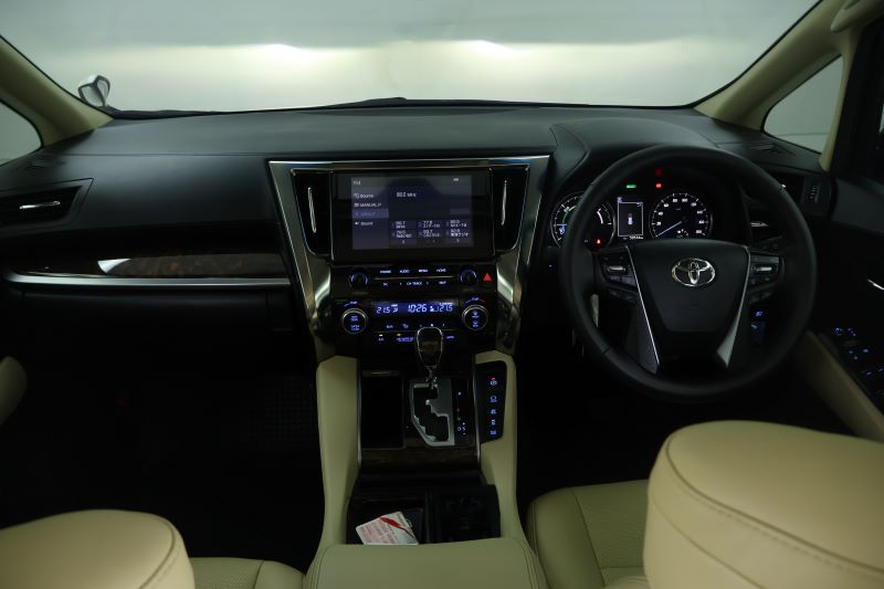 TOYOTA ALPHARD HYBRID2.4 