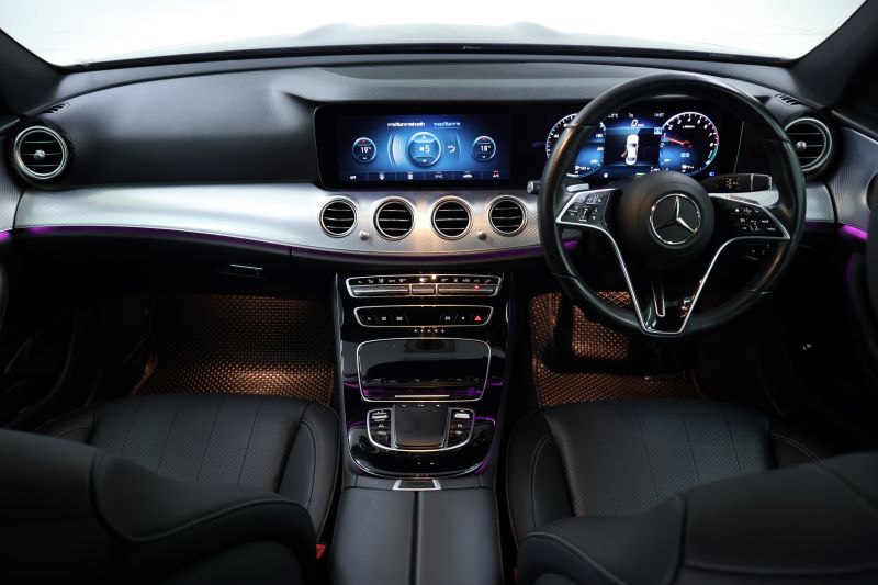 BENZ E300e AV - W213