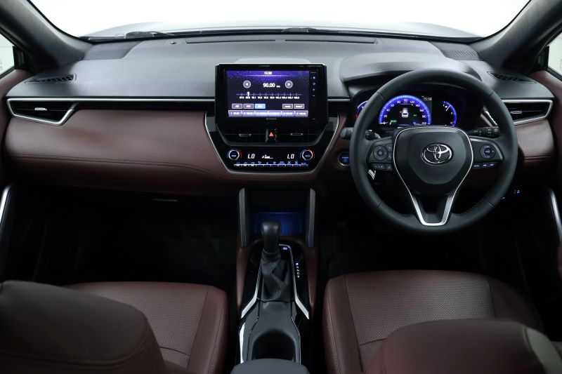TOYOTA Collora Cross 1.8 HEV 