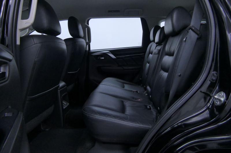 MITSUBISHI PAJERO SPORT 2.4 GT 