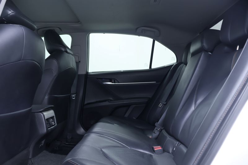 Hybrid 2.5 Premium Luxury