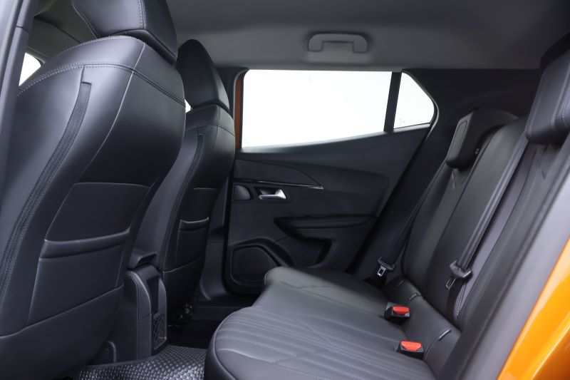 PEUGEOT 2008 1.2 TURBO