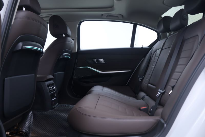 BMW 330Li M Sport - G28