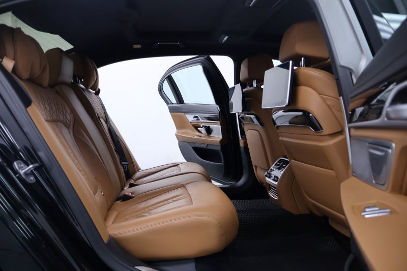 BMW 745Le xDrive M Sport - G12 