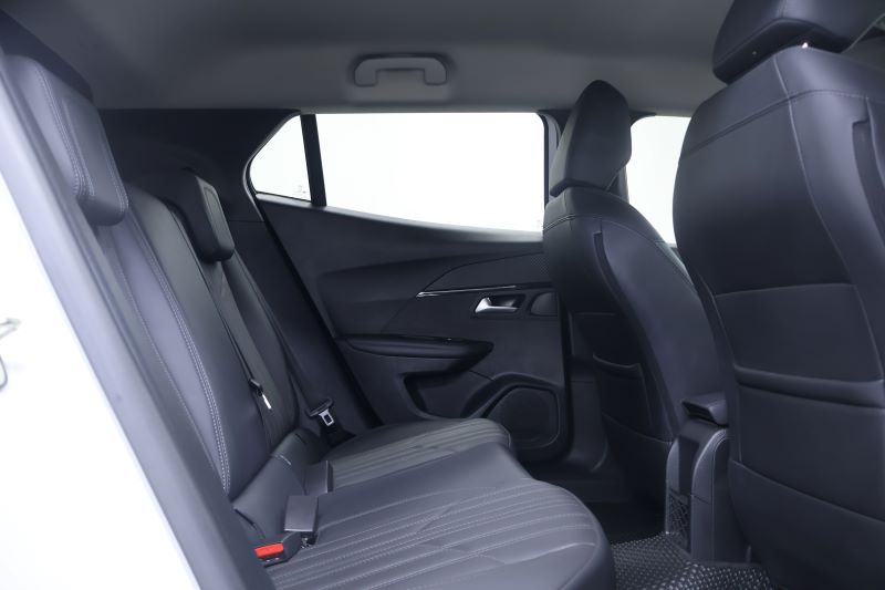 PEUGEOT 2008 1.2 TURBO