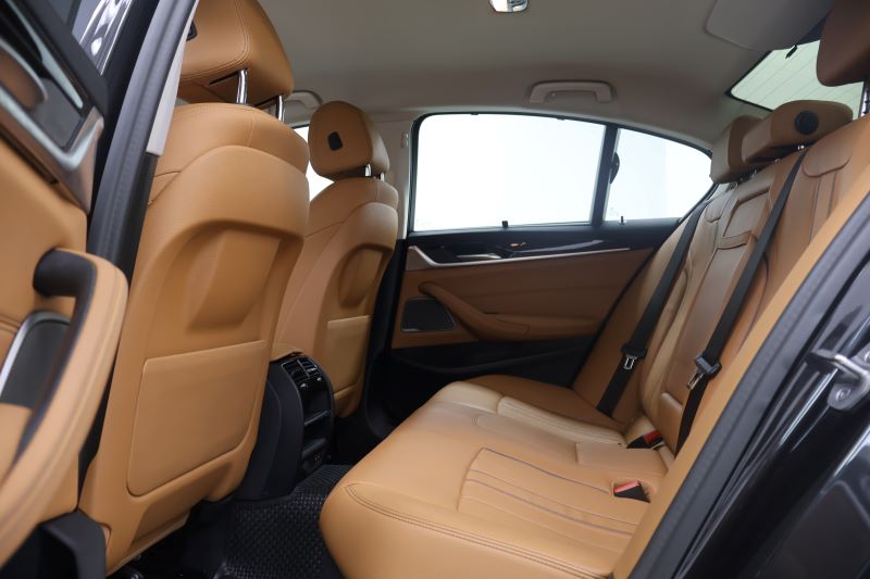 BMW 530e Luxury LCI-G30 
