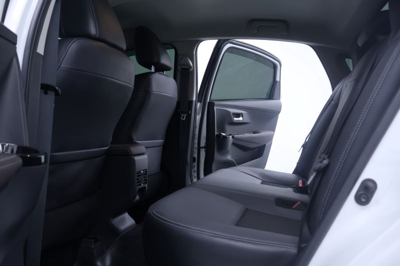 TOYOTA YARIS ATIV1.2 Premium CVT 