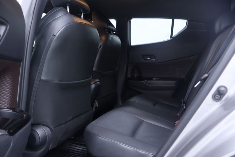 TOYOTA CHR 1.8 Hybrid MID 
