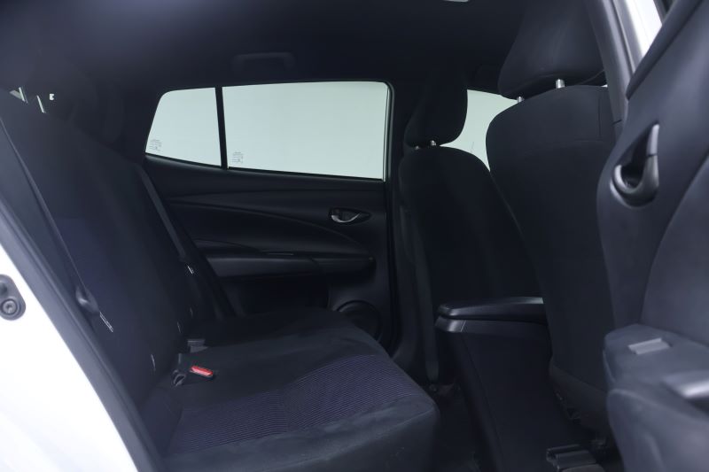 TOYOTA YARIS 1.2 Entry 