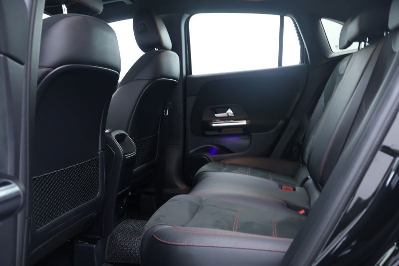 BENZ GLA 200 AMG-W247