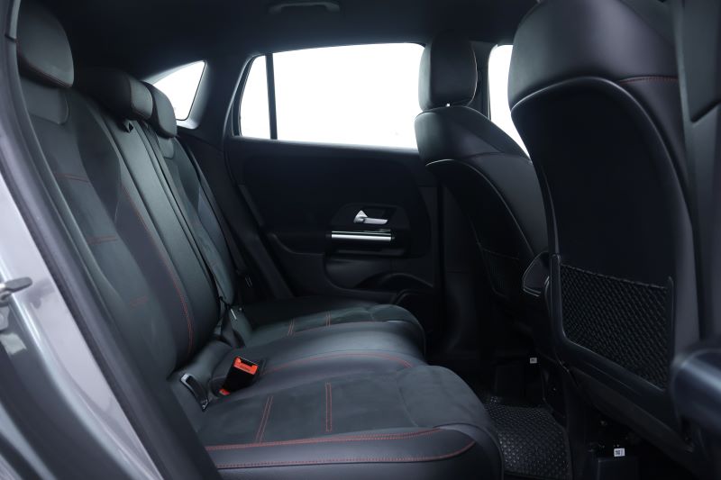 BENZ GLA200 AMG - W247 