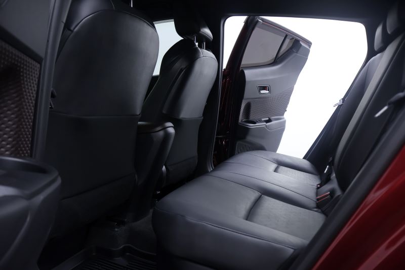 TOYOTA CH-R Hybrid1.8 MID 