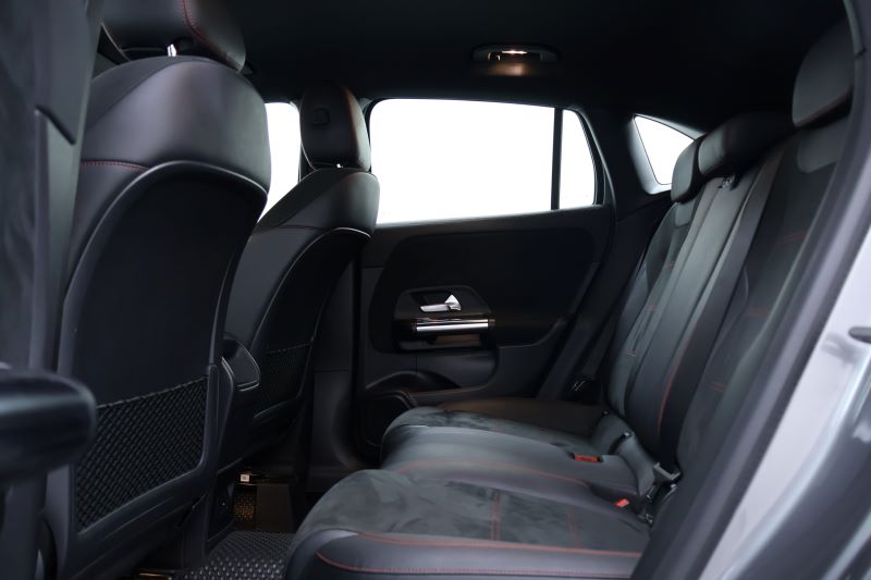 BENZ GLA200 AMG - W247 