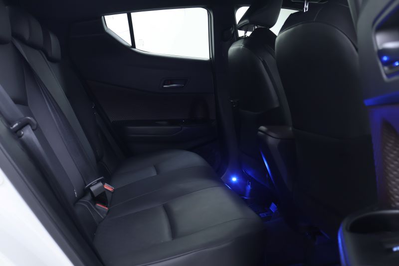 TOYOTA C-HR 1.8 Hybrid High 