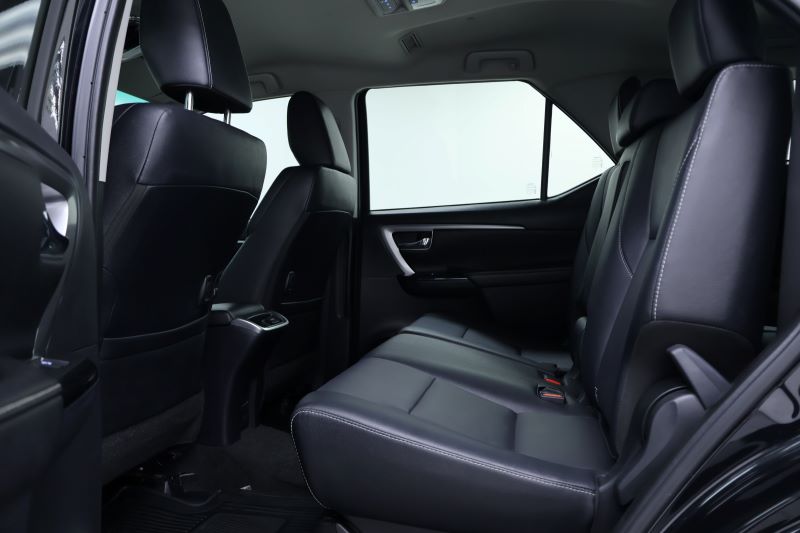 TOYOTA FORTUNER 2.4V 