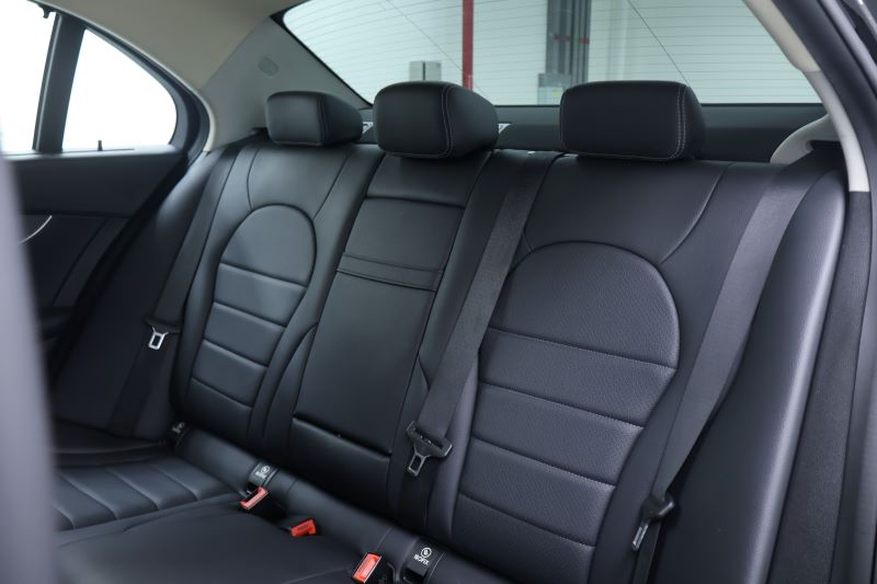 BENZ C300e AVANTGARDE-W205 