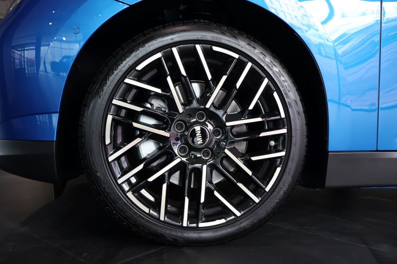 MINI Couper SE HihgTrim JO1