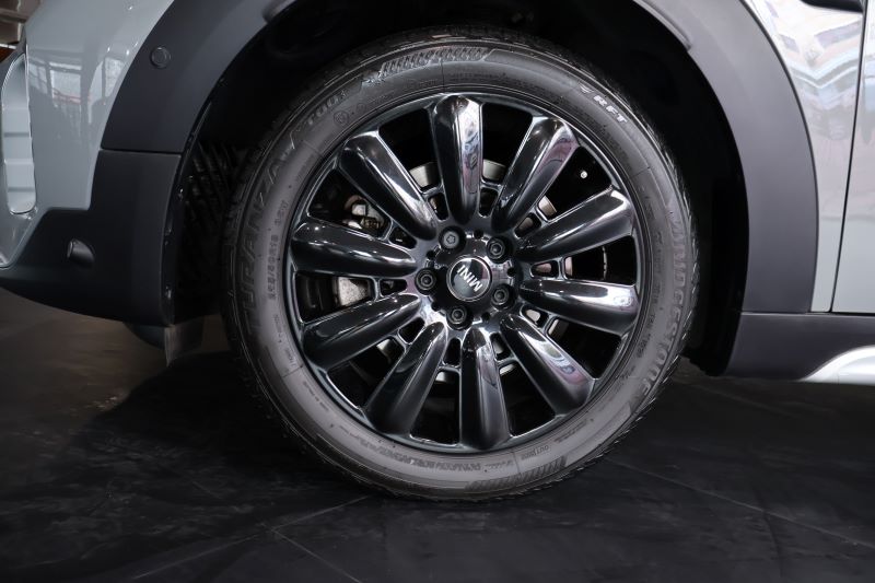 MINI Countryman HighTrim F60 LCI