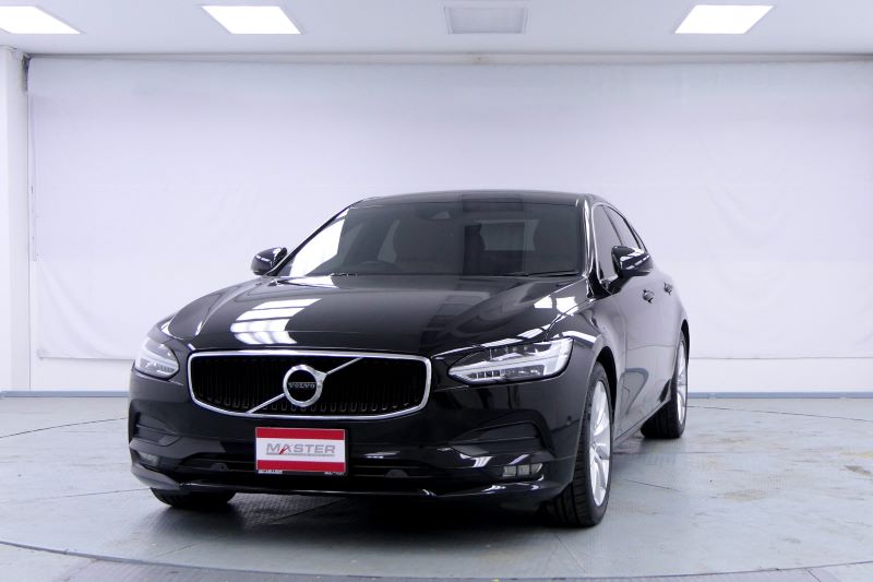 2018 Volvo S90