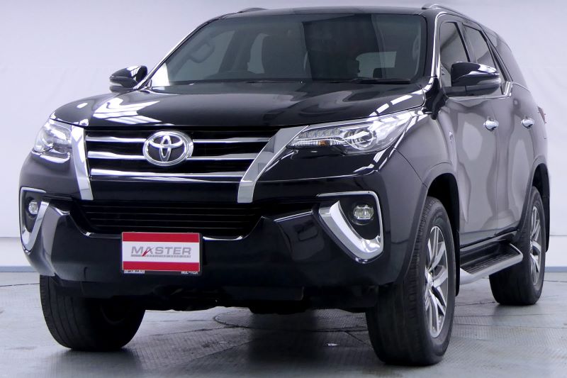 2000 Toyota Fortuner