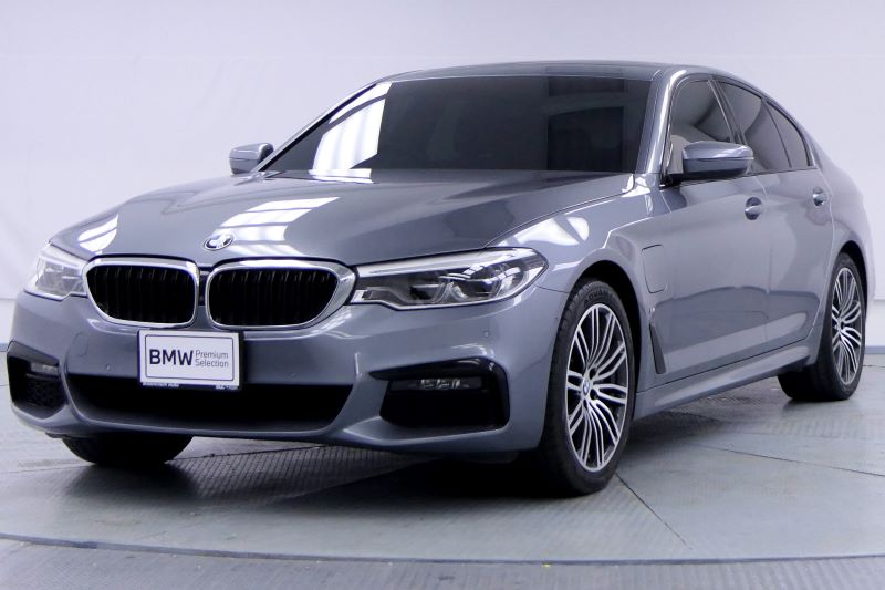 2020 BMW 5 Series 530e M Sport G30